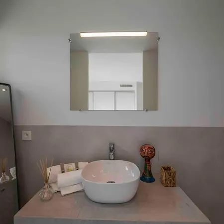 Ivona - De Luxe Avec Piscine Chauffee A Santa-giulia فيلة بورتو فيكشْيو