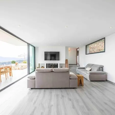 فيلة Ivona - De Luxe Avec Piscine Chauffee A Santa-giulia *